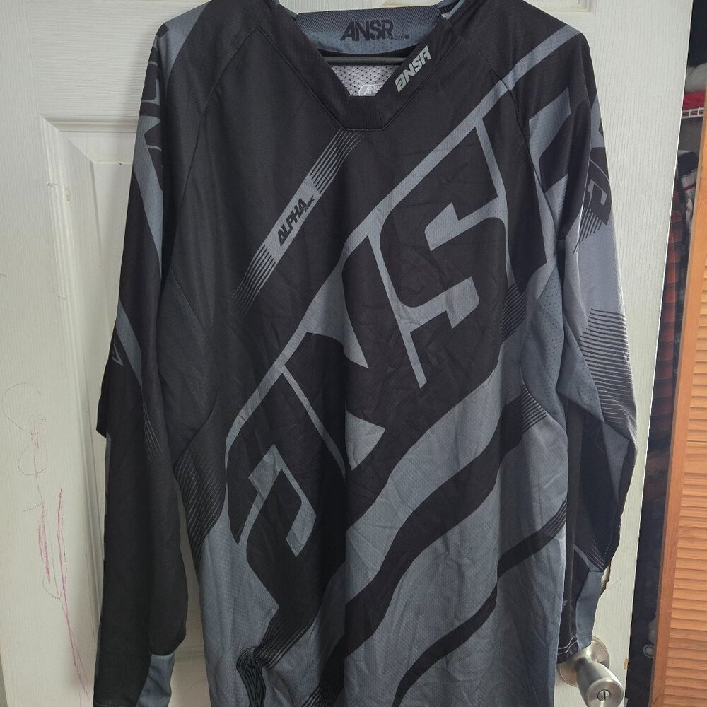 3 MOTOCROSS JERSEYS FLY AND ANSWER